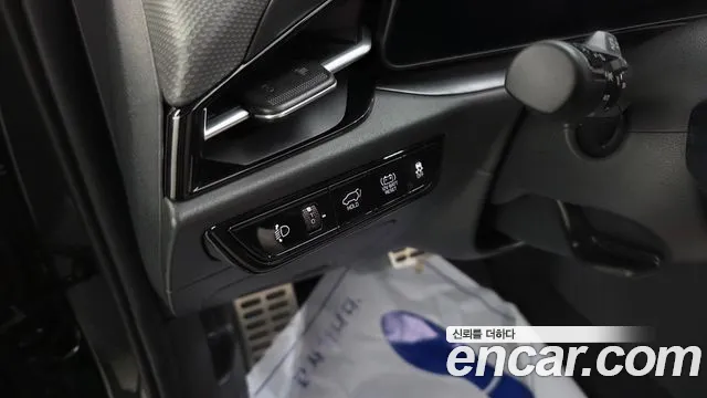 Kia Niro The All New — Фото автомобиля 28