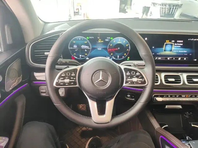Mercedes-Benz GLE-Class — Фото автомобиля 10