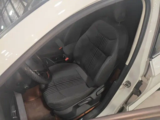 Volkswagen Tharu — Фото автомобиля 14