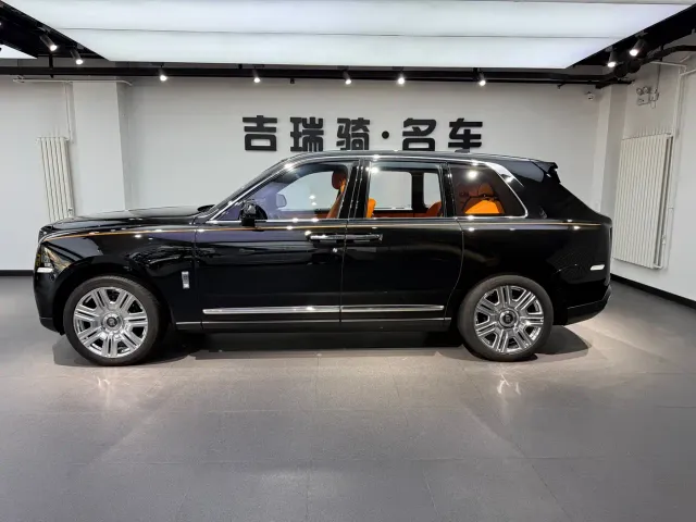 Rolls-Royce Cullinan — Фото автомобиля 7