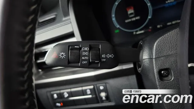 KG_Mobility_Ssangyong Rexton Новый Rexton Sport Khan Дизель 2.2 4WD — Фото автомобиля 25
