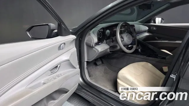 Hyundai AVANTE — Фото автомобиля 10