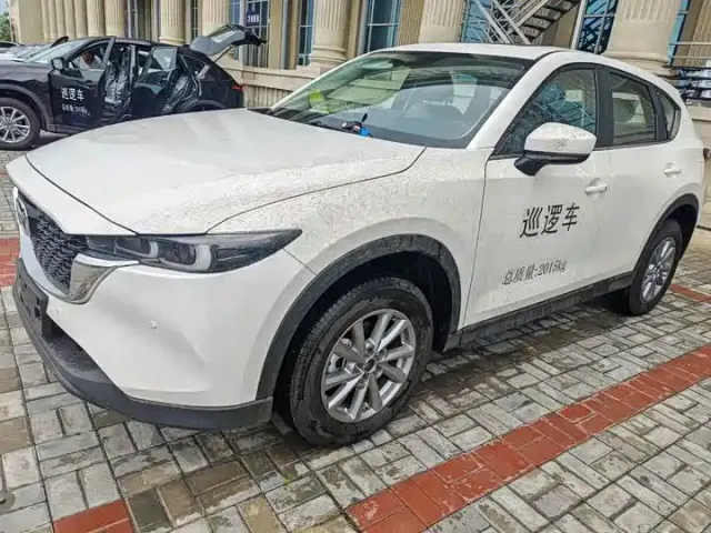 Фотография автомобиля — Mazda CX-5