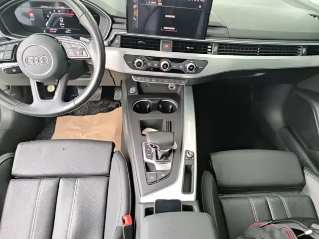 Audi A4L — Фото автомобиля 13