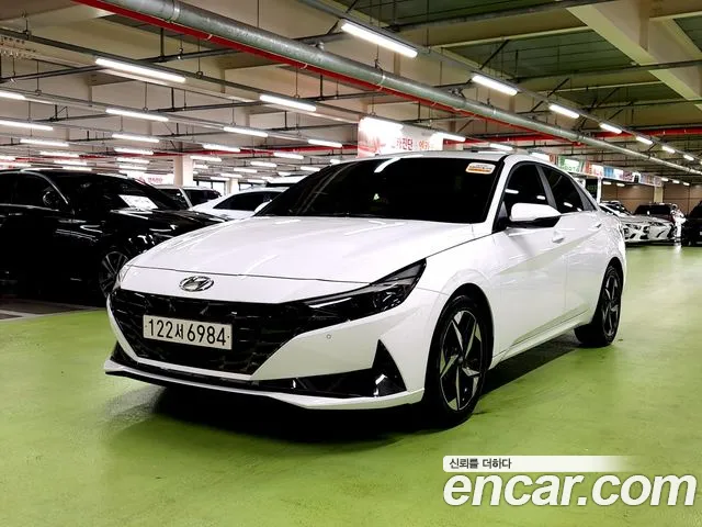 Фотография автомобиля — Hyundai Avante CN7