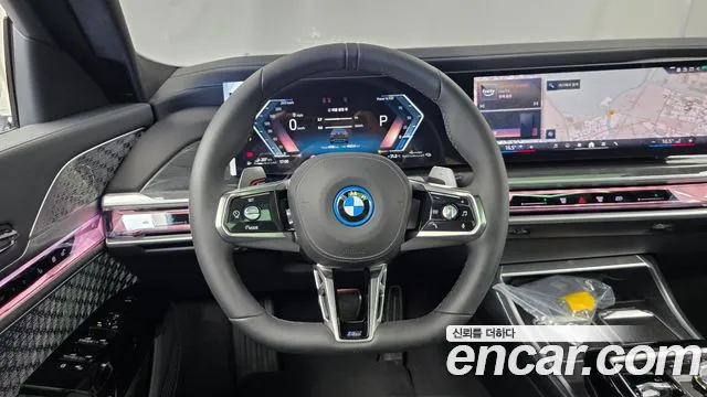 BMW 7-Series 7 серия (G70) — Фото автомобиля 11