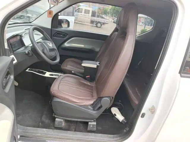 Wuling Hongguang Mini EV — Фото автомобиля 14