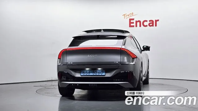 Kia EV6 — Фото автомобиля 4
