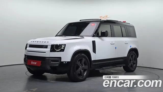 Land Rover Defender — Фото автомобиля 9