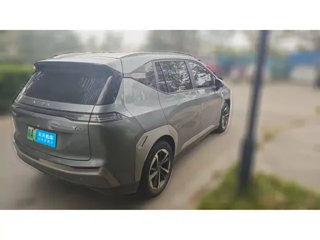 GAC Aion Y — Фото автомобиля 3