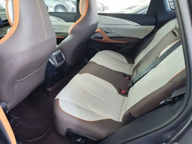 BYD Song Pro — Фото автомобиля 16