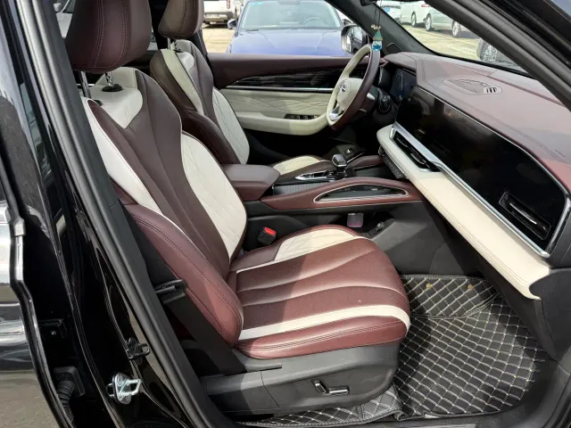 Geely Xingyue L — Фото автомобиля 9