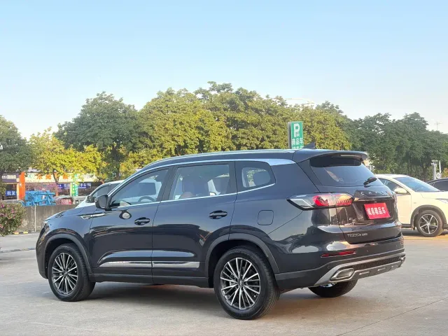 Chery Tiggo 8 PLUS — Фото автомобиля 4