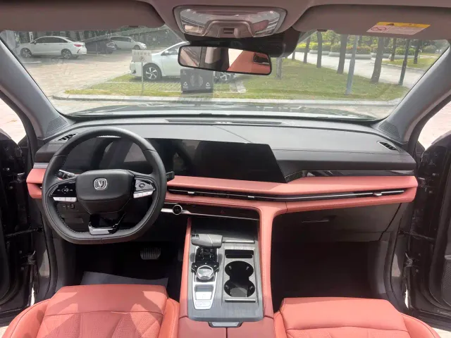 Changan Changan CS75 PLUS 2024 3rd Generation Champion Edition 1.5T Smart Drive Power Type — Фото автомобиля 4