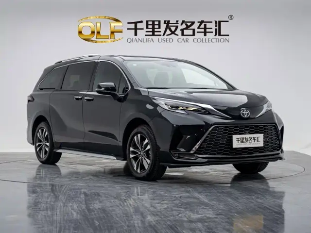 Toyota Granvia — Фото автомобиля 3