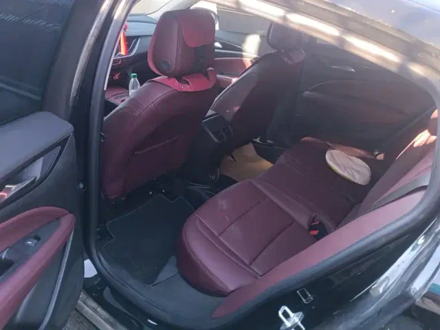 Buick Regal — Фото автомобиля 11