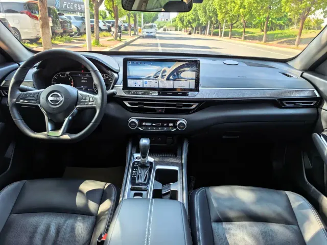 Nissan Teana — Фото автомобиля 8