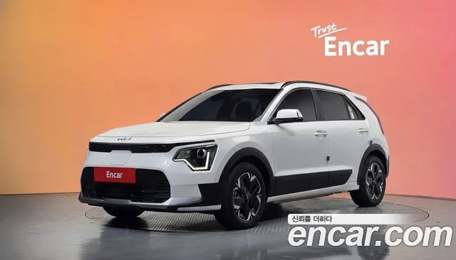 Фотография автомобиля — Kia Niro
