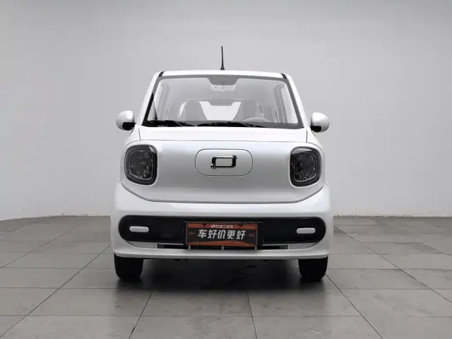 Besturn Bestune Pony 2026 222km Colorful Horse — Фото автомобиля 3