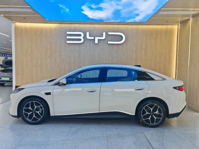 BYD Seal 06 — Фото автомобиля 9