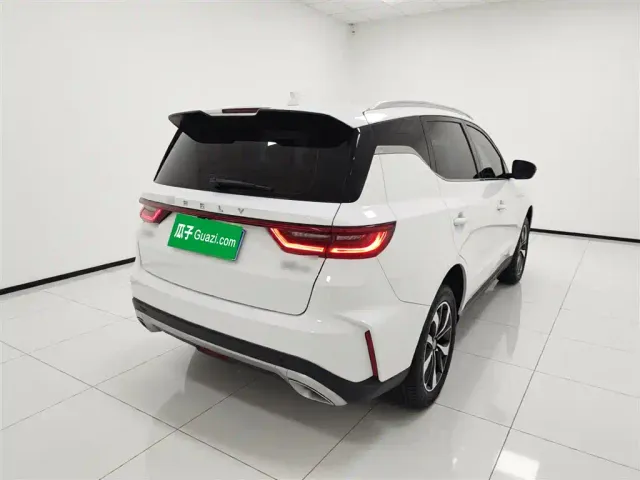 Geely Haoyue PRO — Фото автомобиля 6