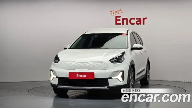 Kia Niro — Фото автомобиля 3