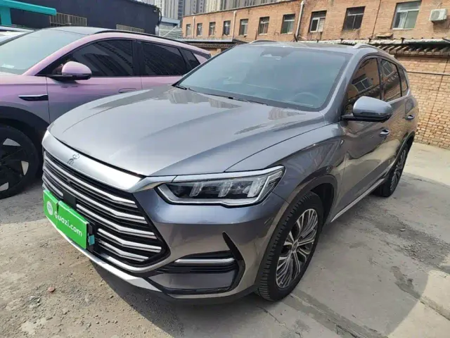 Фотография автомобиля — BYD Song Pro