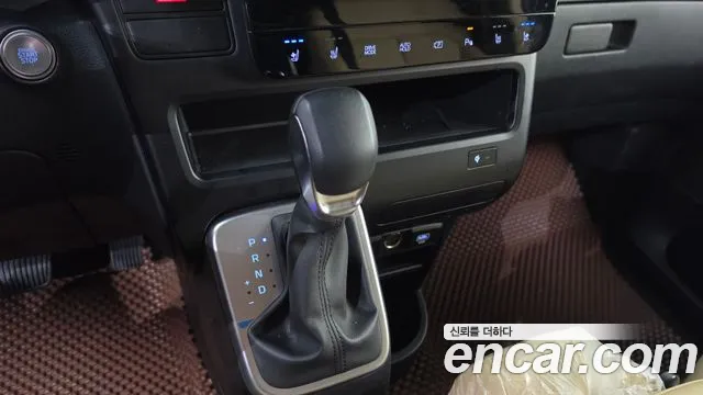 Hyundai Staria — Фото автомобиля 12