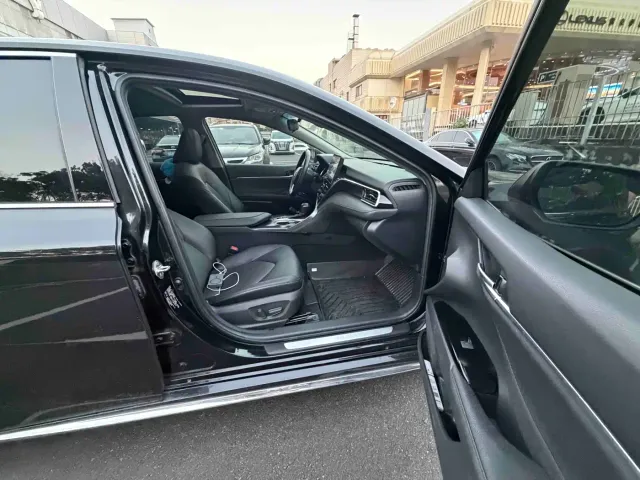 Toyota Camry — Фото автомобиля 12