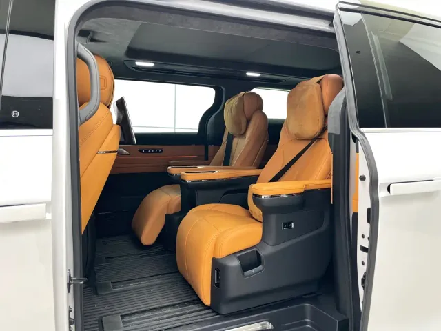 Geely Yizhen L380 — Фото автомобиля 12
