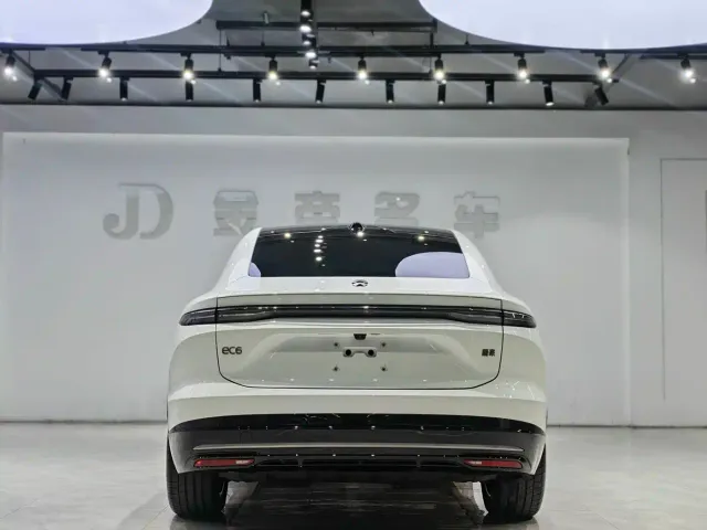 Nio EC6 — Фото автомобиля 16