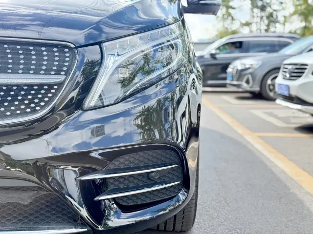 Mercedes-Benz V-Class — Фото автомобиля 10