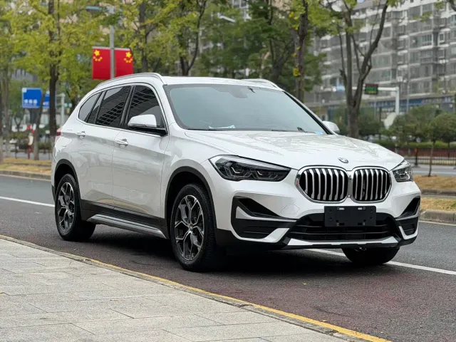 BMW X1 — Фото автомобиля 3