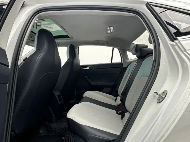 Volkswagen Lavida — Фото автомобиля 5