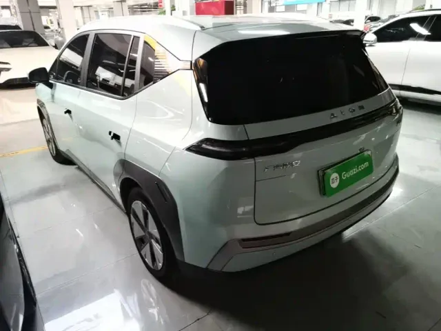 GAC Aion Y — Фото автомобиля 4