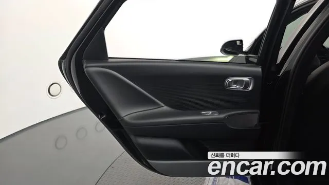 Hyundai Ioniq6 — Фото автомобиля 24