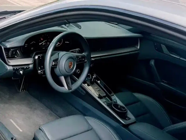 Porsche 911 — Фото автомобиля 15