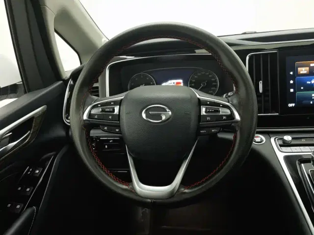 GAC Trumpchi M8 — Фото автомобиля 11