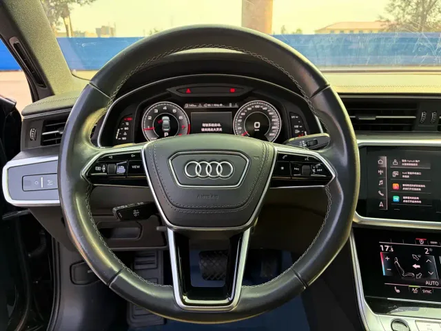 Audi A6L — Фото автомобиля 12