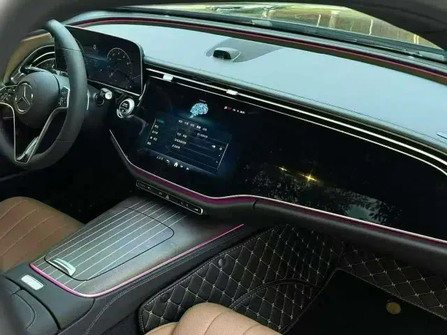 Mercedes-Benz E-Class — Фото автомобиля 7