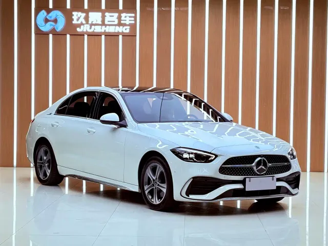 Mercedes-Benz C-Class — Фото автомобиля 3