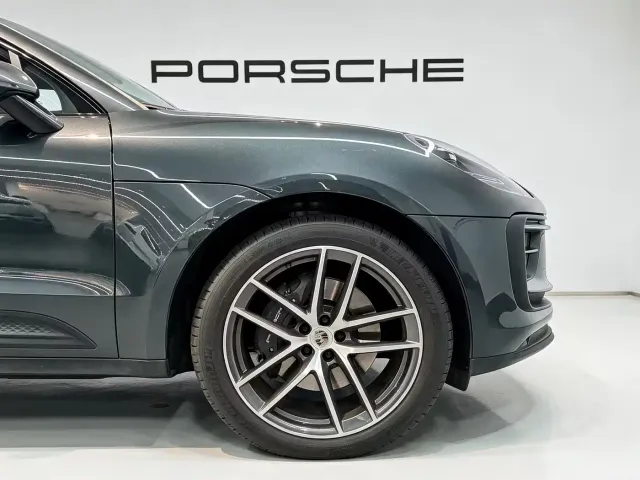 Porsche Macan — Фото автомобиля 3