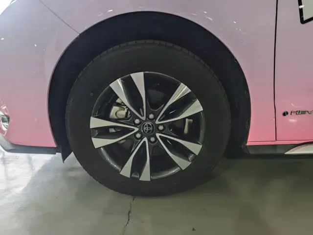 Toyota Granvia — Фото автомобиля 10