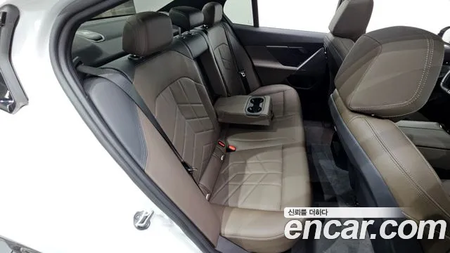 BMW 5-Series — Фото автомобиля 11