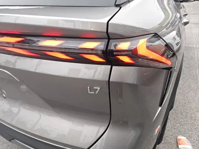 Geely Galaxy L7 — Фото автомобиля 7