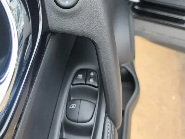 Nissan X-Trail — Фото автомобиля 14