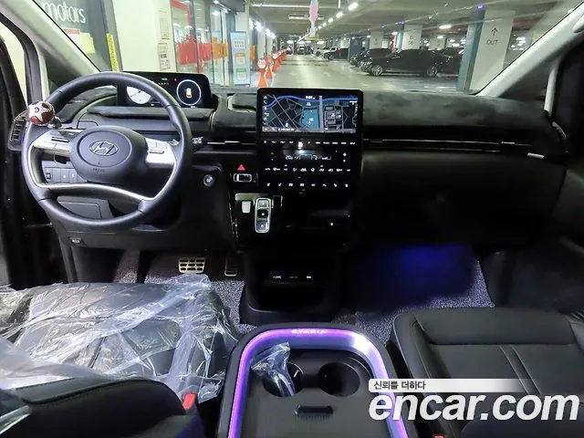 Hyundai Staria Staria — Фото автомобиля 10