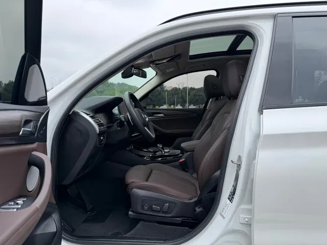 BMW X3 — Фото автомобиля 6