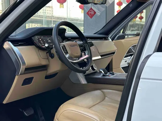 Land Rover Range Rover — Фото автомобиля 4