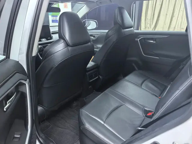 Toyota Wildlander — Фото автомобиля 8